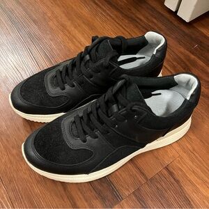 EUC O by Everlane The Trainer Black Sneakers